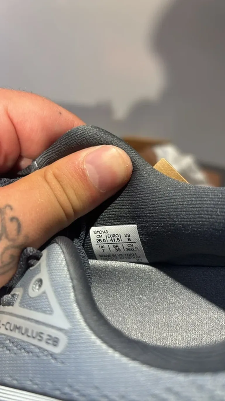 Used Asics Gel Cumulus 28 bike — image 11 of 12
