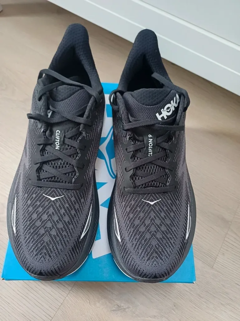 Used Hoka Clifton 9 bike — image 3 of 7