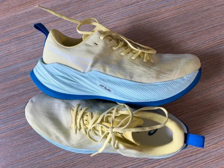 Asics Superblast 1 bike usato — immagine 7 di 8
