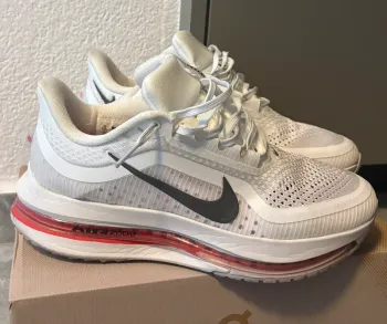 Pegasus Nike premium bike usato — immagine 3 di 3