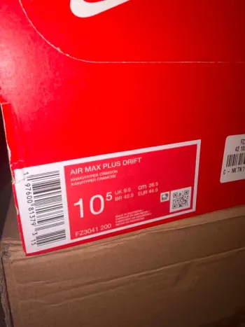 Used Nike sneakers size 44.5 bike — image 4 of 7