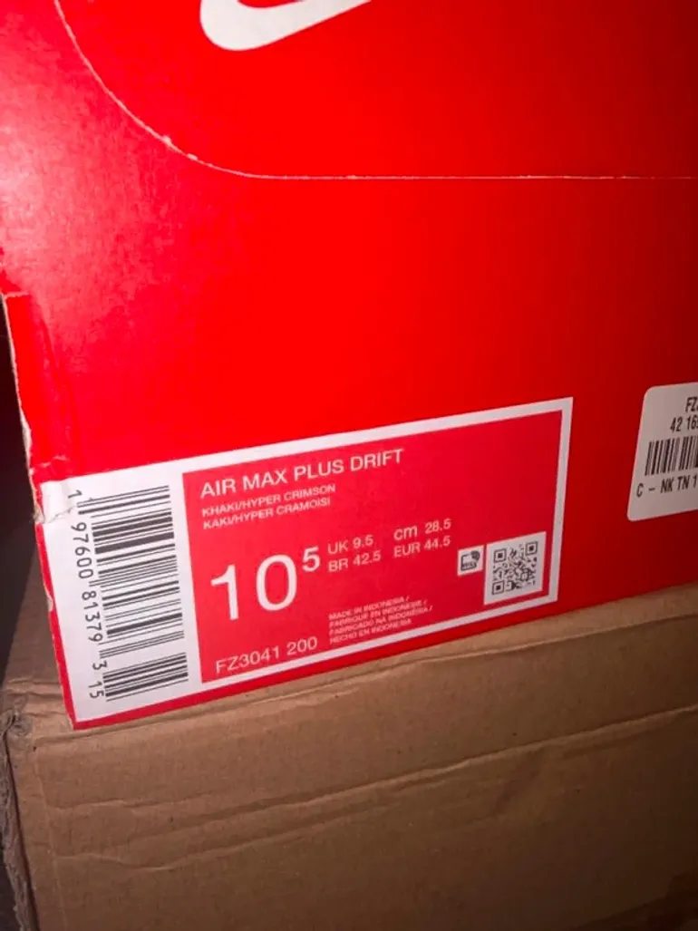 Used Nike sneakers size 44.5 bike — image 4 of 7