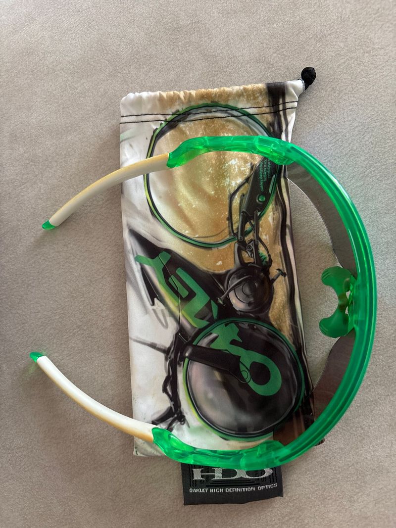 Used Oakley Radar Cycling Accessories