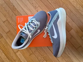 Used Nike Air Winflo 10 bike — image 2 of 3