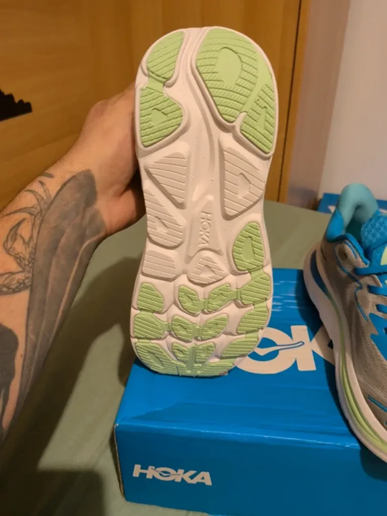 Used Hoka Clifton 10 bike — image 6 of 6