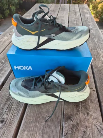 Gebrauchtes Hoka Speedgoat 7 bike — Bild 2 von 4