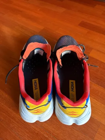 Used Hoka Rincon 3 bike — image 3 of 6