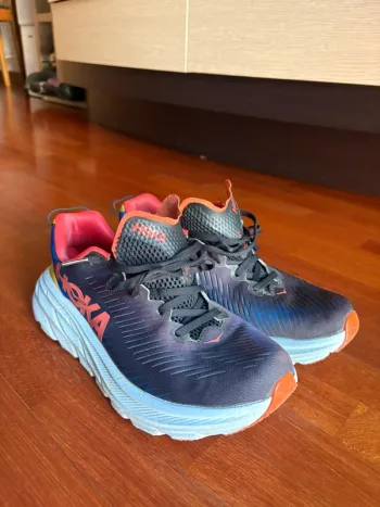 Hoka Rincon 3 Running Shoes usato