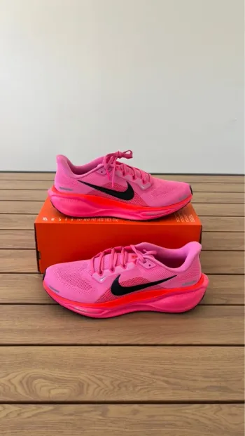 Used Pegasus Air Zoom 41 Running Shoes