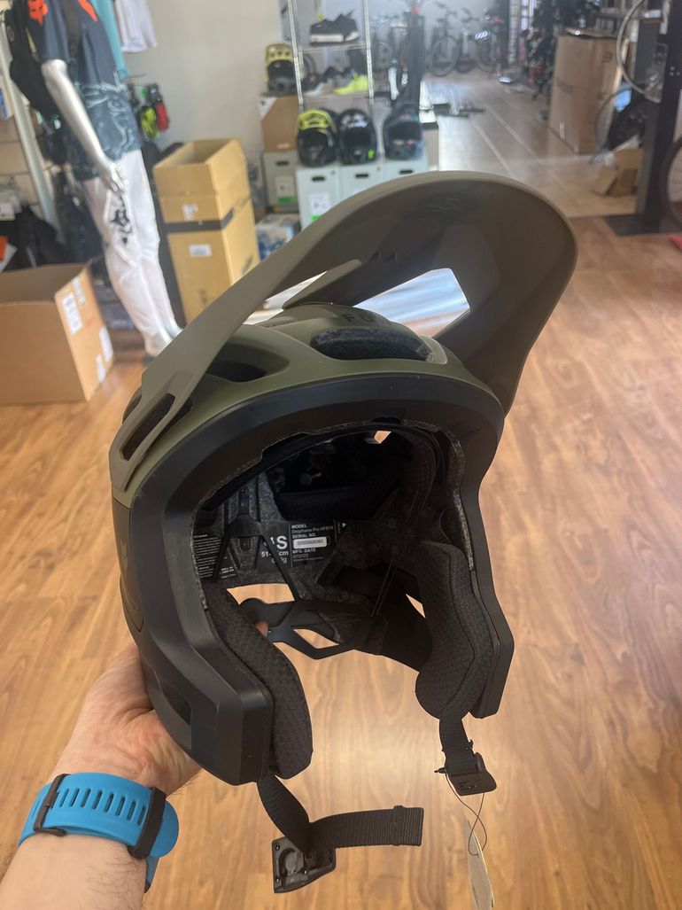 Used Fox Dropframe Pro Helmet 2025 bike — image 2 of 4