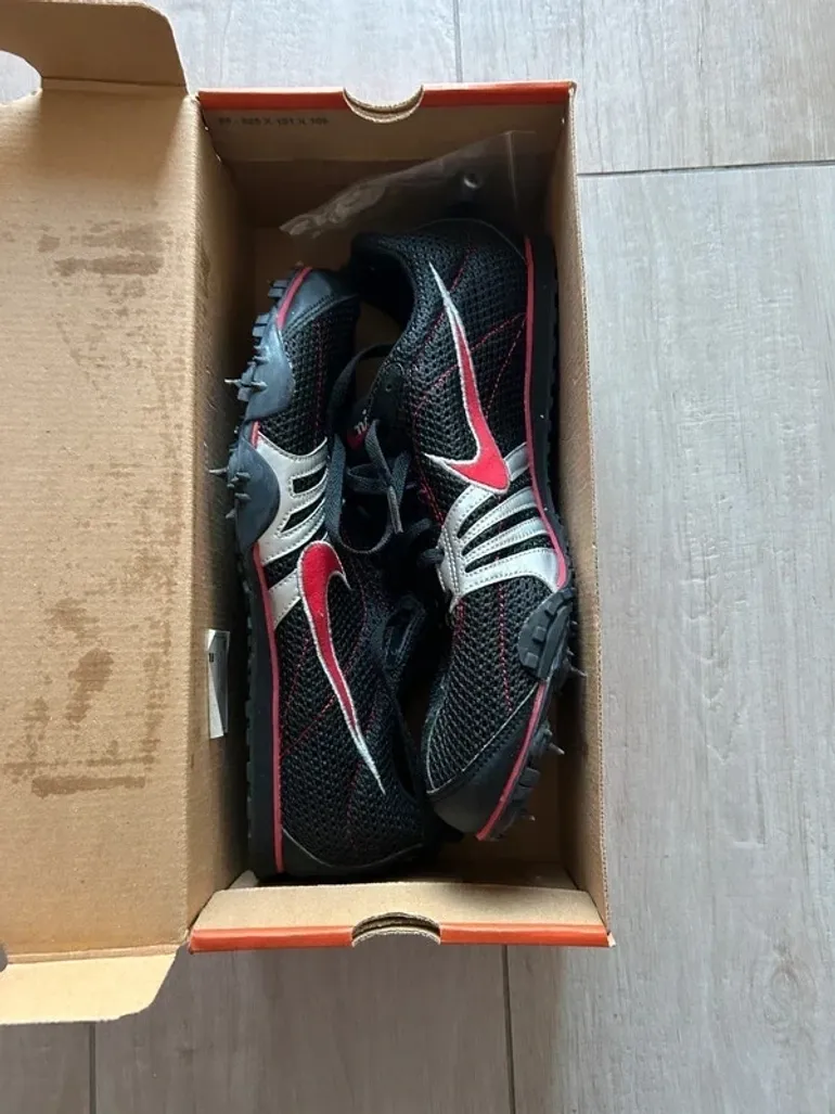 Nike Track Spikes Running Shoes Size 44 US 10 bike usato — immagine 3 di 15
