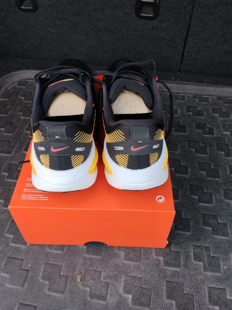 Brugt Nike Vomero 18 bike — billede 3 af 7