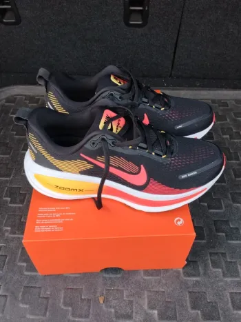 Brugt Nike Vomero 18 bike — billede 4 af 7