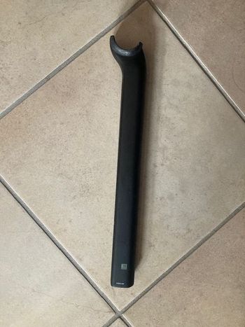 Tweedehands Bianchi Full Carbon Specialissima RC – PRO – COMP 2025 Saddles & Seatposts