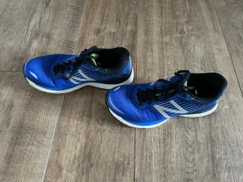 Gebrauchtes New Balance 880V8 bike — Bild 2 von 3