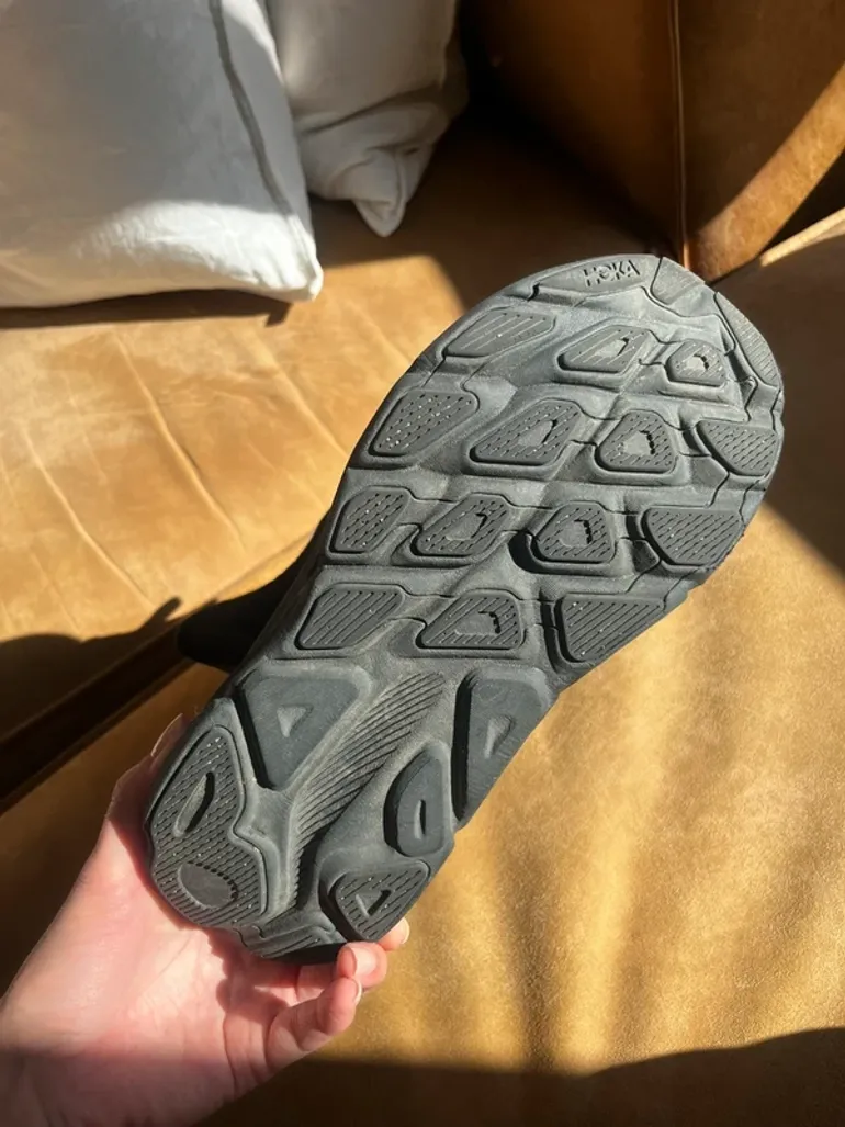 Used Hoka Clifton 9 bike — image 3 of 4