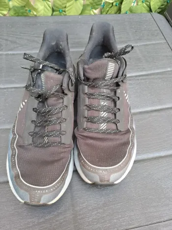 Used Nike React Infinity Run 2 Shield bike — image 3 of 5