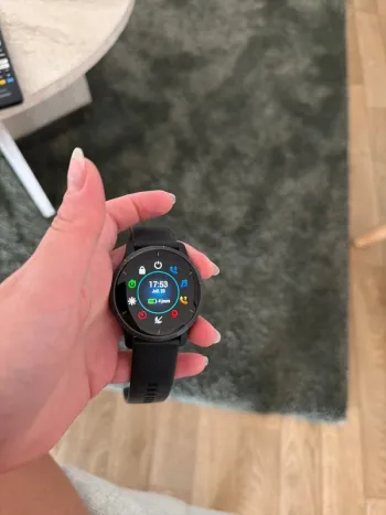 Used Garmin Venu 2 bike — image 4 of 4