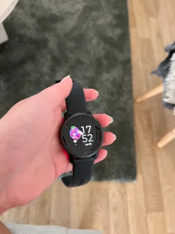 Used Garmin Venu 2 bike — image 2 of 4