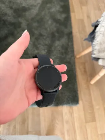 Used Garmin Venu 2 Electronics
