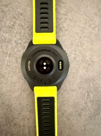 Used Garmin Forerunner 965 bike — image 4 of 6
