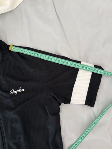 Used Rapha Core Lightweight Jersey bike — image 7 of 8