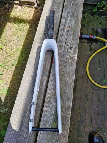 Tweedehands Specialized Tarmac SL8 Fork 2024 bike — afbeelding 2 van 4