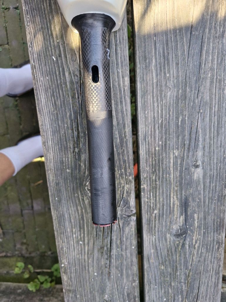 Used Specialized Tarmac SL8 Fork 2024 bike — image 7 of 8