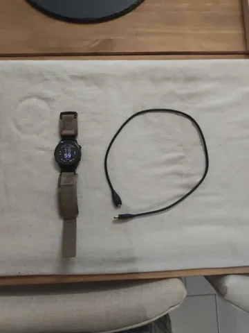 Použité Garmin Fenix 7s pro Sapphire Solar bike — obrázek 2 z 3