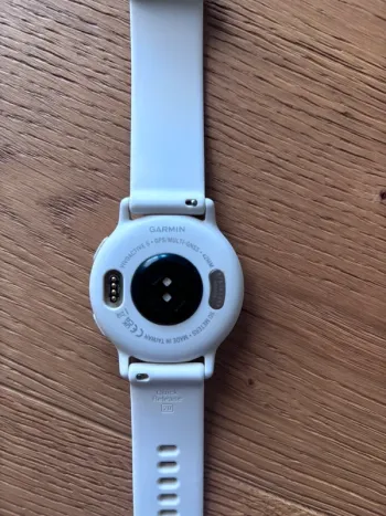 Used Garmin vivoactive 5 2025 bike — image 5 of 5