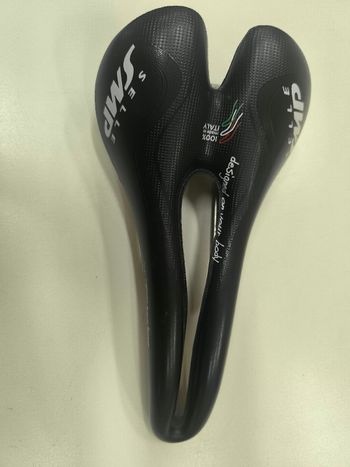 Used Selle Smp well Saddles & Seatposts