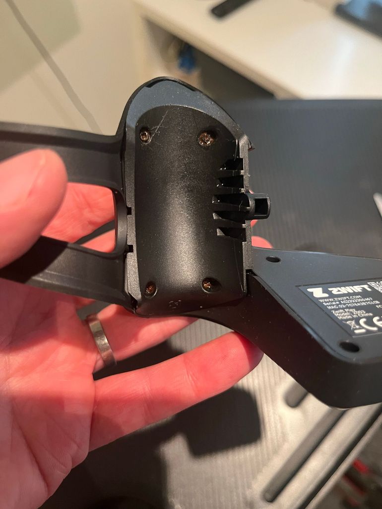 Tweedehands Zwift Play Controllers 2023 bike — afbeelding 5 van 5