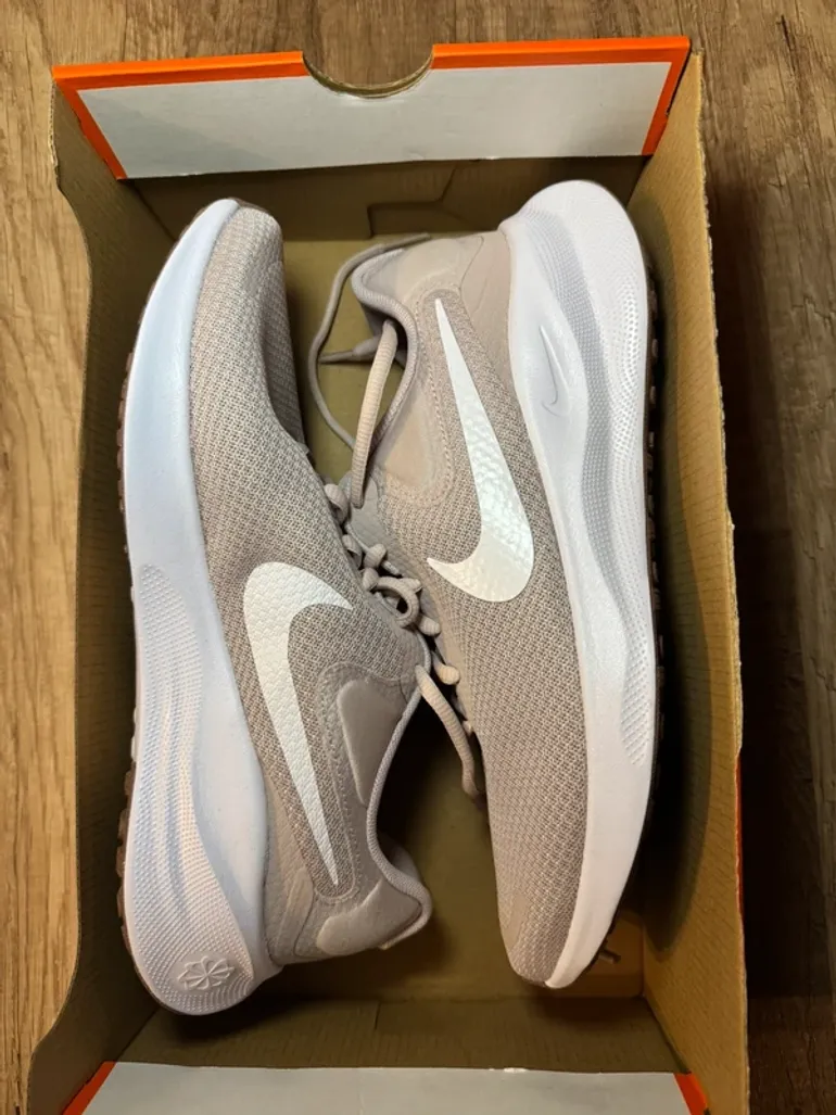 Gebrauchtes Nike Revolution 7 bike — Bild 2 von 4