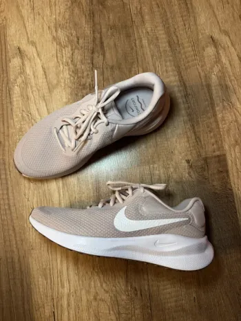 Gebrauchtes Nike Revolution 7 bike — Bild 3 von 4