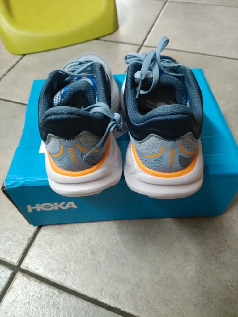 Used Hoka Shoes 38 bike — image 4 of 7