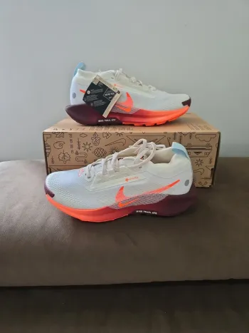 Used Pegasus Trail 5 GTX Running Shoes