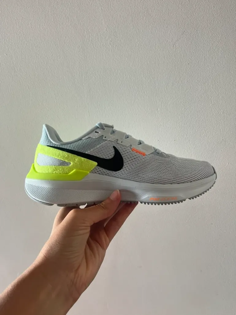 Tweedehands Nike Air Zoom Structure 25 bike — afbeelding 3 van 8