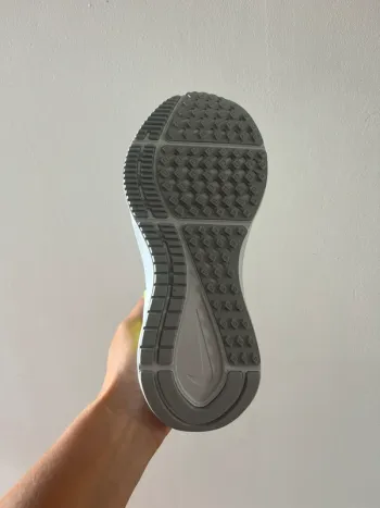 Tweedehands Nike Air Zoom Structure 25 bike — afbeelding 7 van 8