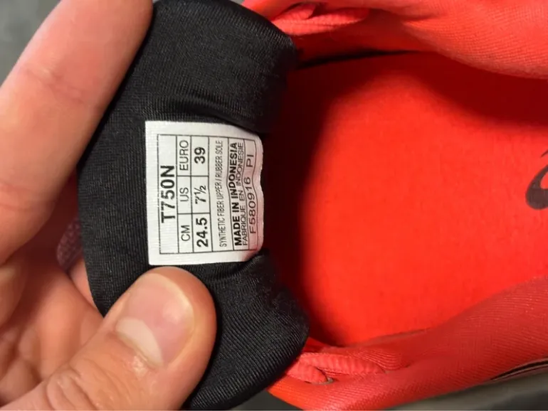 Used Asics Gel-Nimbus 19 bike — image 6 of 6
