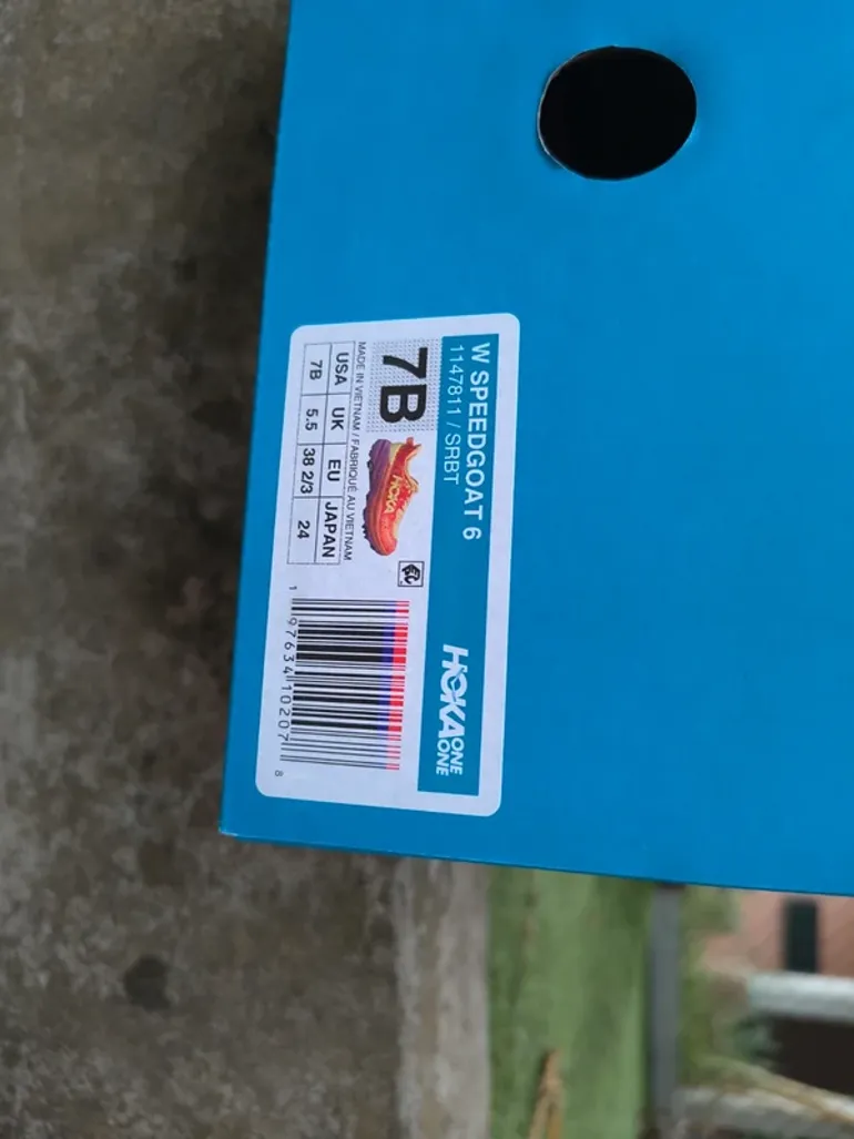 Used Hoka Speedgoat 6 bike — image 5 of 5