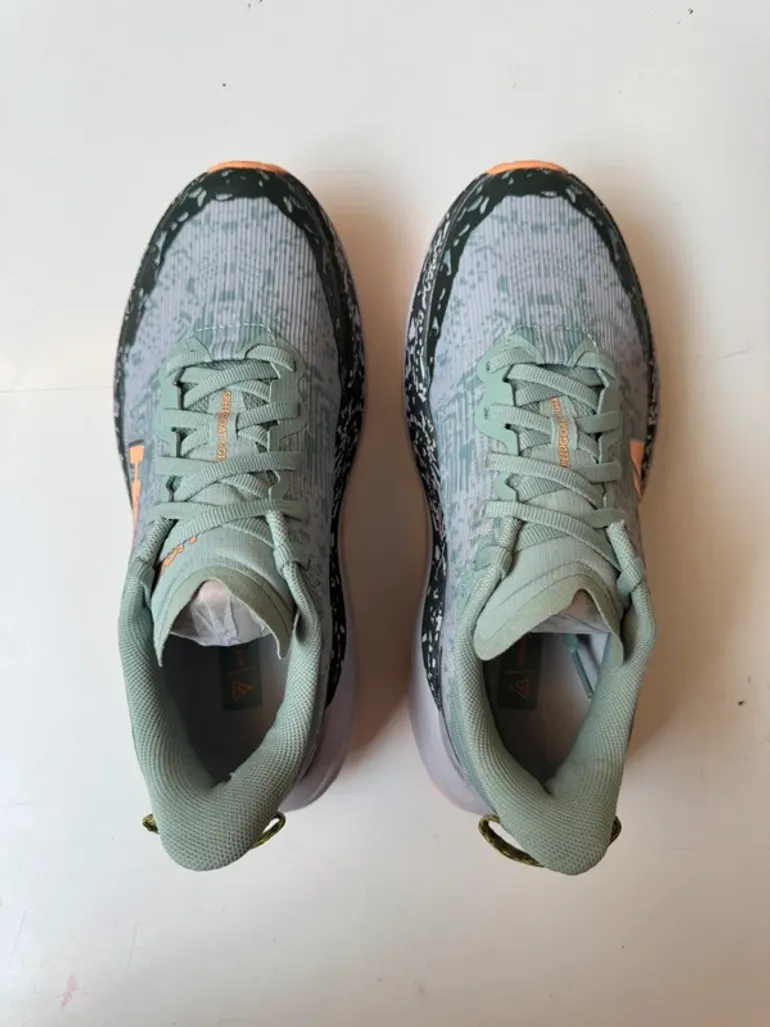 Gebrauchtes Hoka Speedgoat 6 GTX bike — Bild 2 von 5
