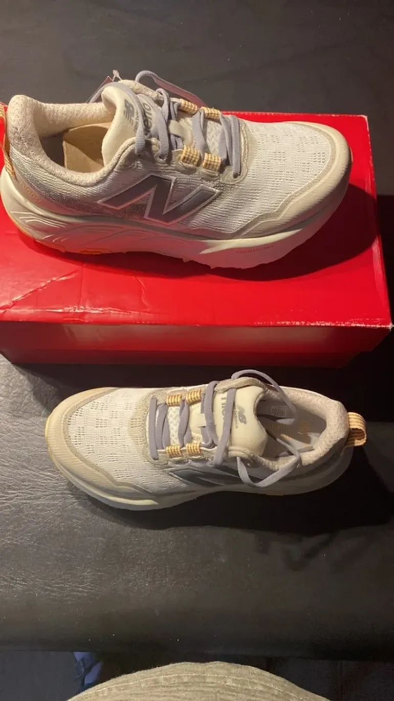 Used New Balance Damen Laufschuhe bike — image 2 of 5