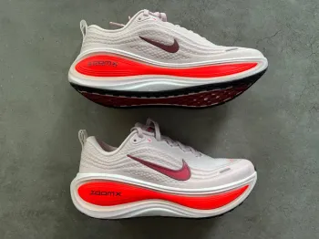 Used Pegasus Vomero Plus Running Shoes