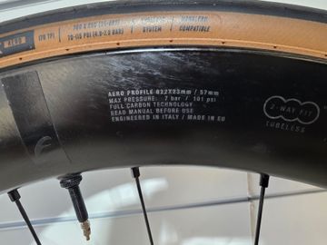 Used Fulcrum Wind Combo Wheelset 2025 bike — image 2 of 6