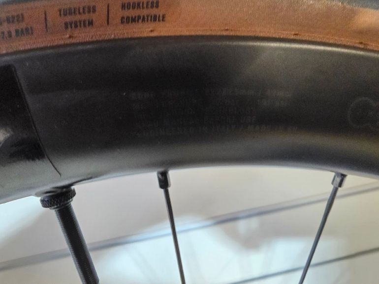 Fulcrum Wind Combo Wheelset 2025 bike d'occasion — image 3 sur 6