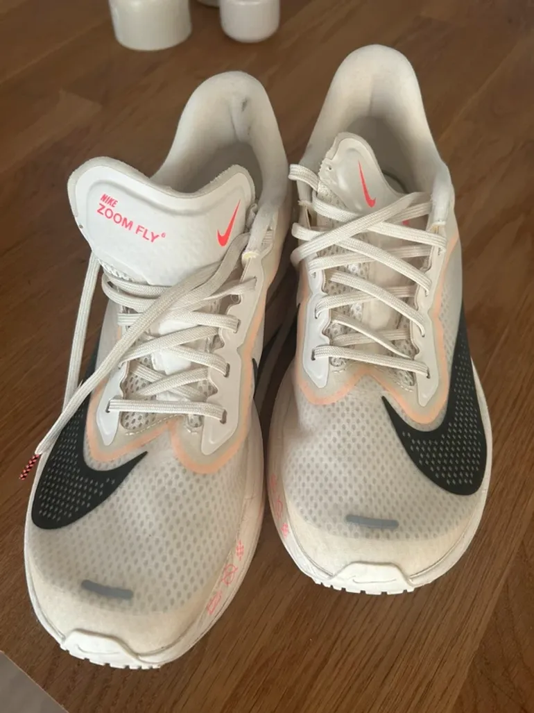 Brugt Nike Zoom Fly 6 bike — billede 2 af 8