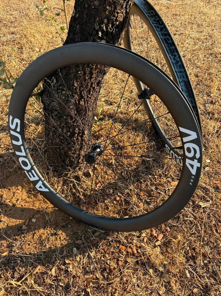 Bontrager Aeolus 49V Wheels bike usato — immagine 7 di 7