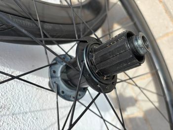 Used Zipp 303S Wheels 2024 bike — image 5 of 6