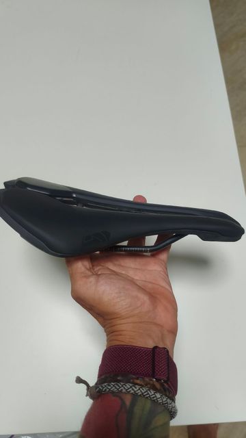 Used Pro Stealth Performance Saddle 2026 bike — image 11 of 11