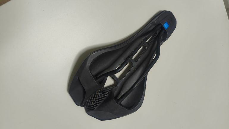Used Pro Stealth Performance Saddle 2026 bike — image 6 of 11